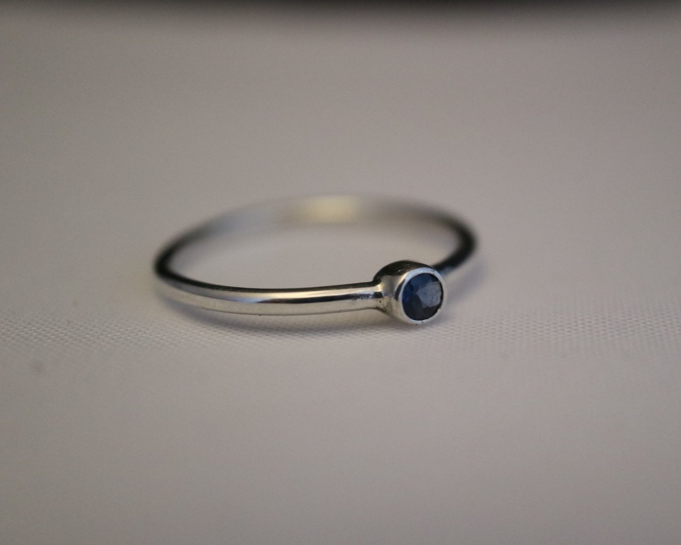 Dot ring